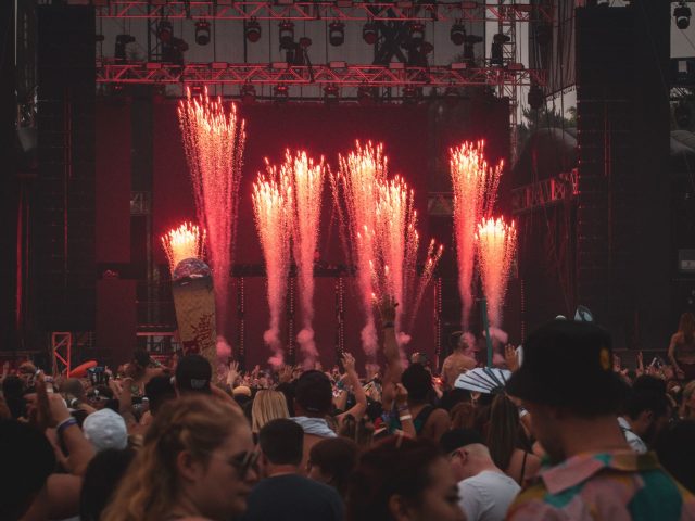 Festival Do You Remember : un échec retentissant qui laisse les fans en attente de remboursements